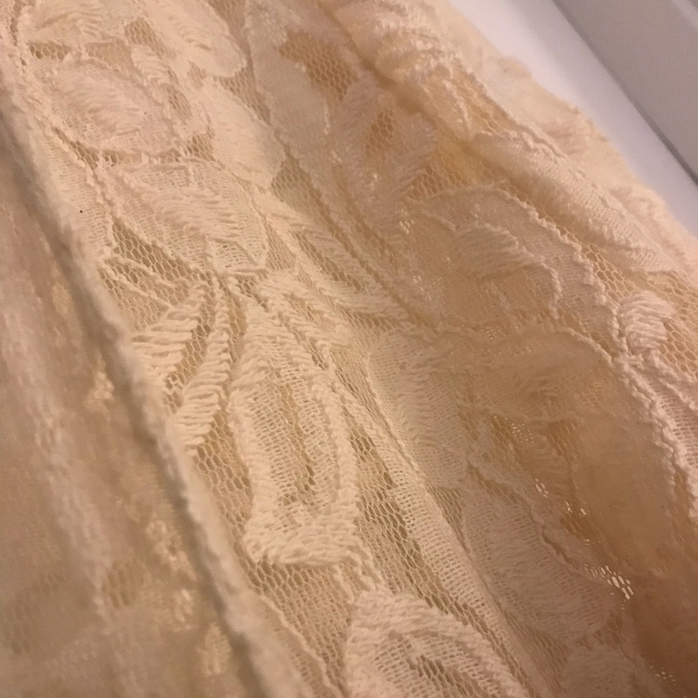 Forever 21 long lace kimono - Picture 5 of 5